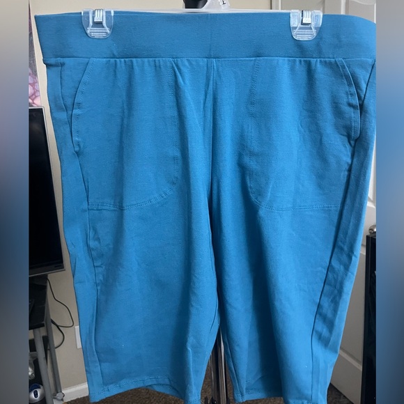 Torrid biker shorts - Picture 2 of 6